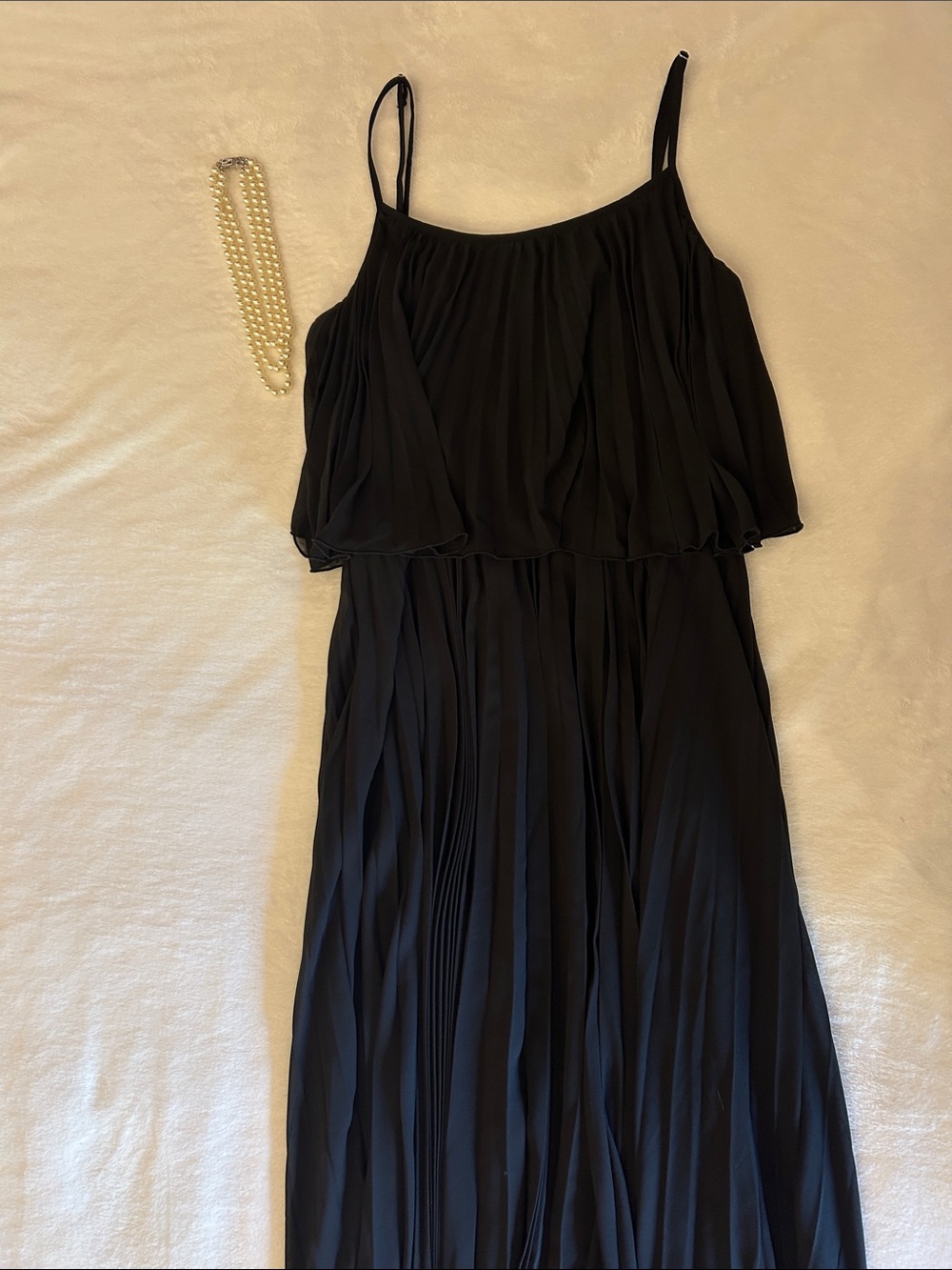 Anna Bey Classic Black Pleated Spaghetti-Strap Maxi Dress